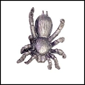 Designs ML 1987 Spider‎ Pin Brooch Lapel Halloween Costume Jewelry
